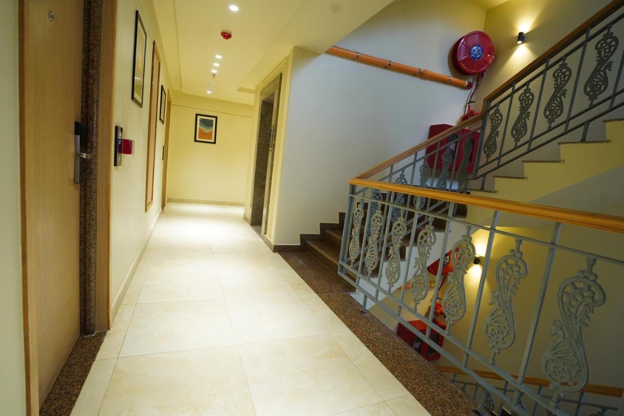 Q Saina Aarokan Heights Puri Exterior photo